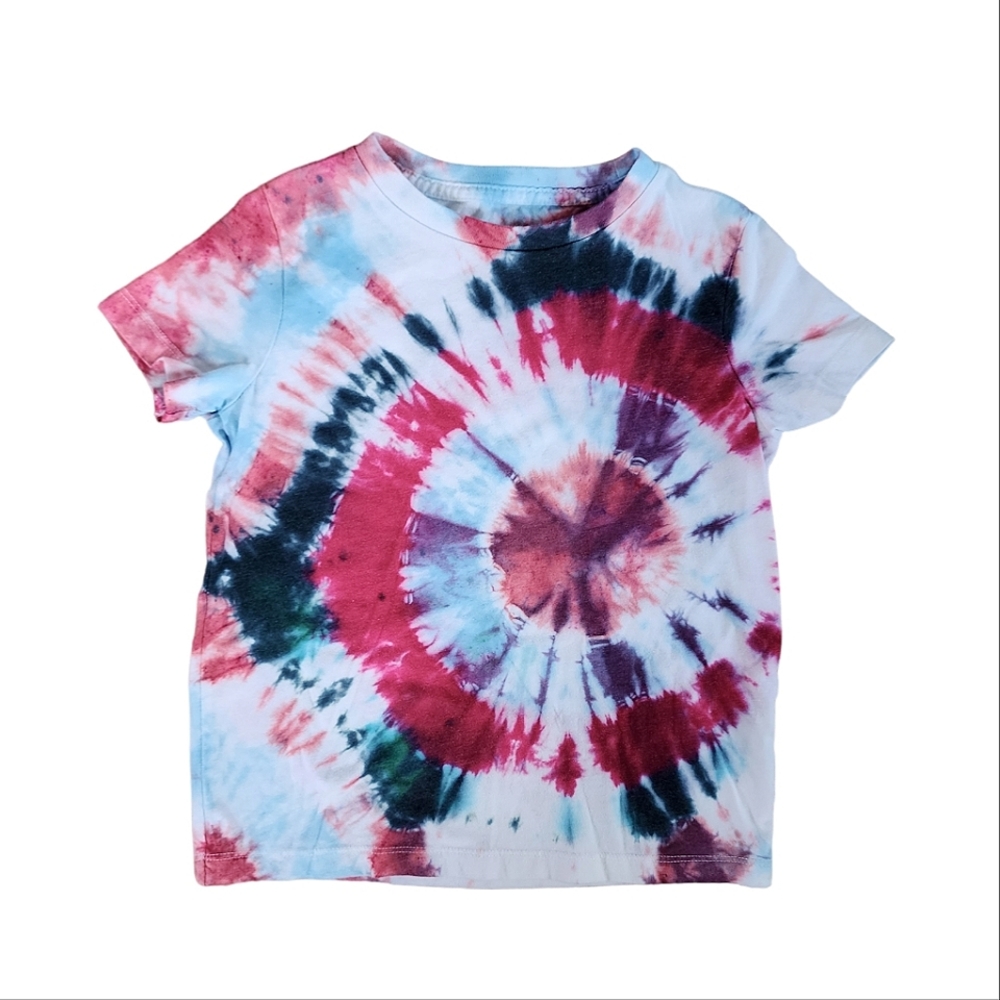 3/$10 Old Navy tie-dye shirt